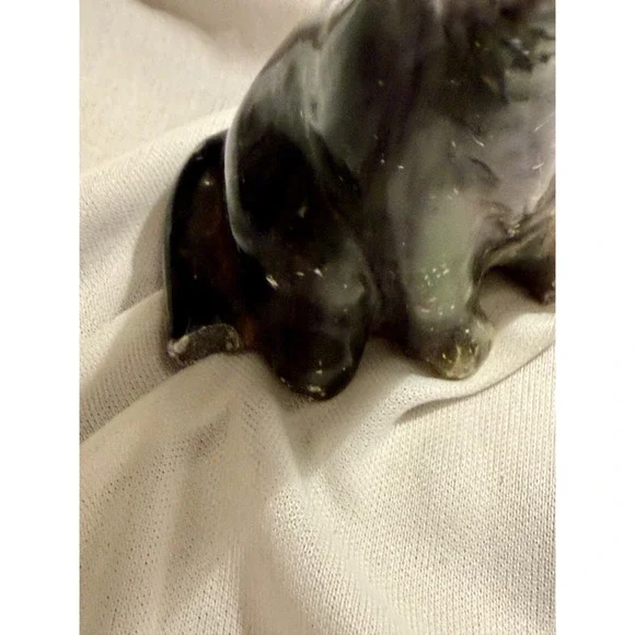 Vintage Hand Carved Soapstone Bear Seal Figurine Seated Intuit Stone Sculpture - Picture 9 of 11